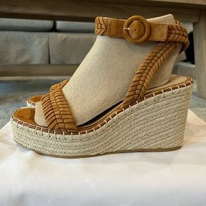 Veronica Beard Rilla Wedge in Cuoio Size 11M